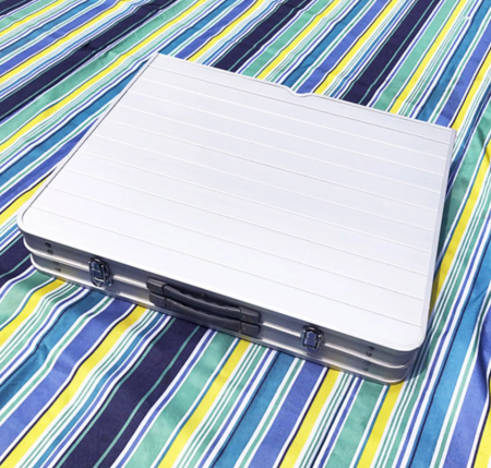 Алюминиевый складной стол со стульями Awnlux